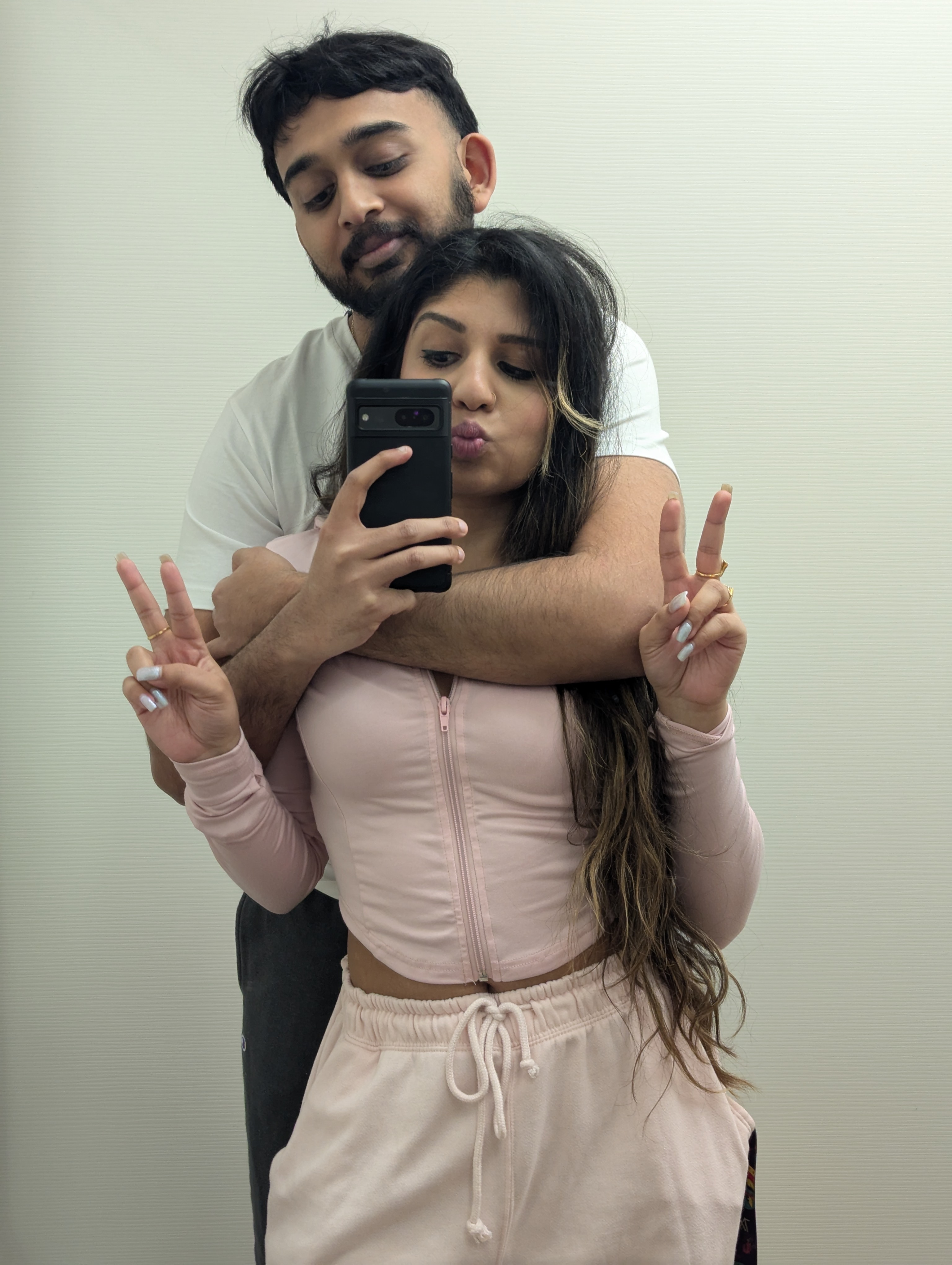 PXL_20250331_222324202