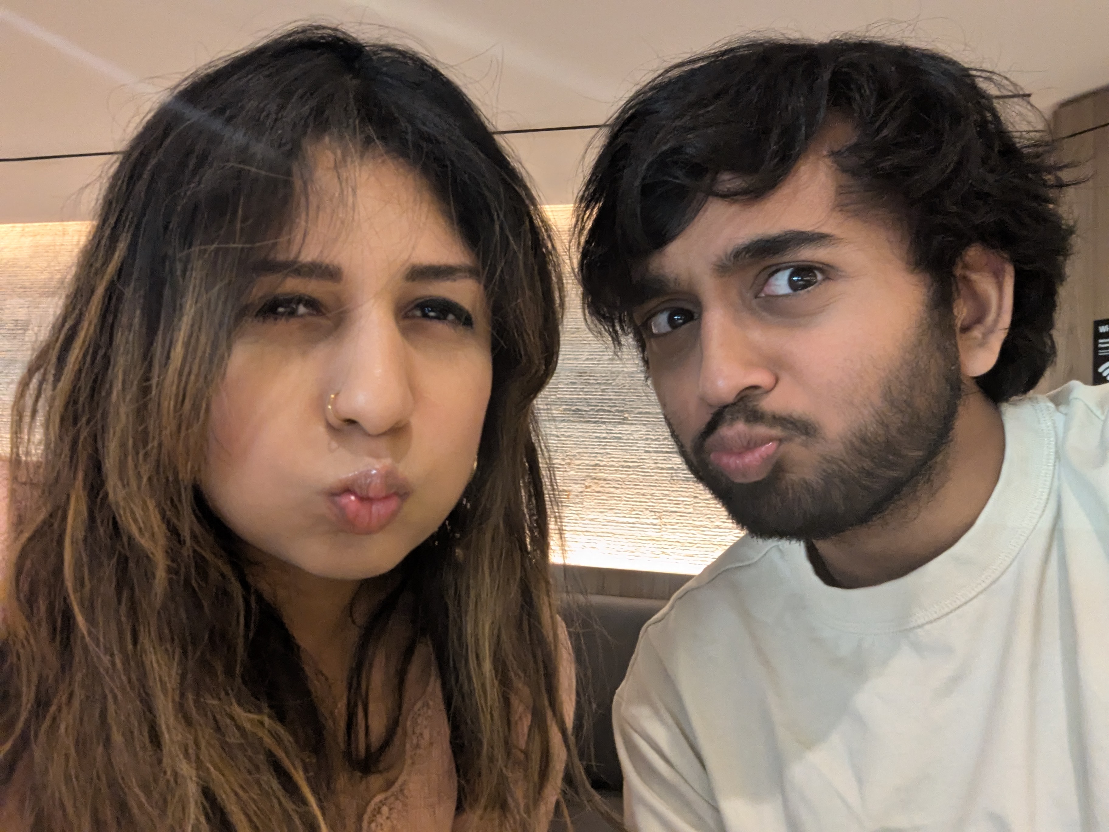 PXL_20251128_205759964.MP